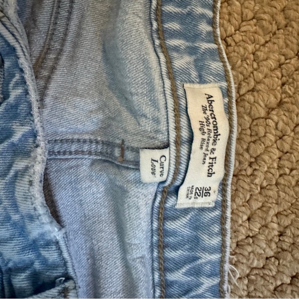 Abercrombie 90s Relaxed Jeans